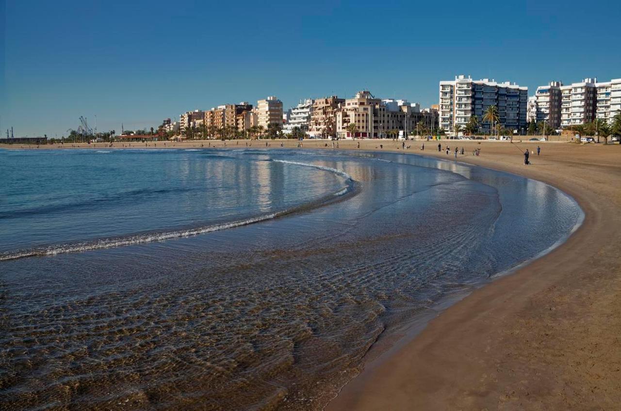 Uim Mediterraneo Felipe 8 Wifi Sagunto Exteriör bild